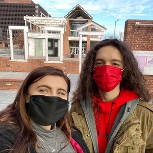 Meet your Posher, Alison